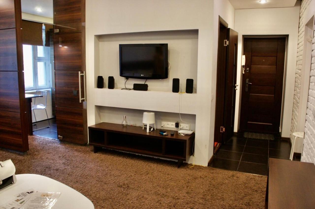 Central Apartment Nemiga Minsk Exterior photo